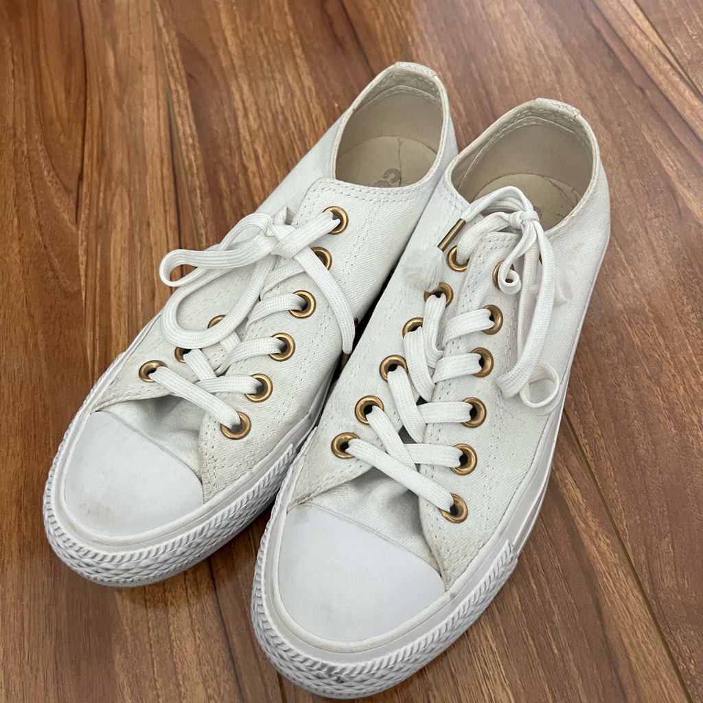 Converse  White Chuck